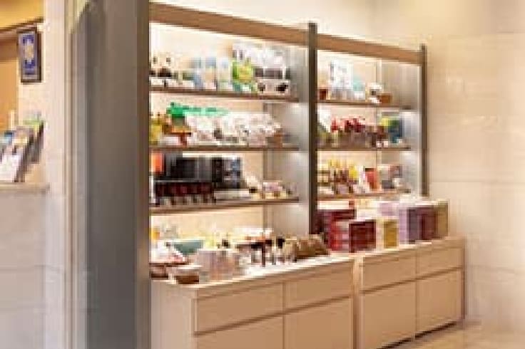 大型駐車場の完備